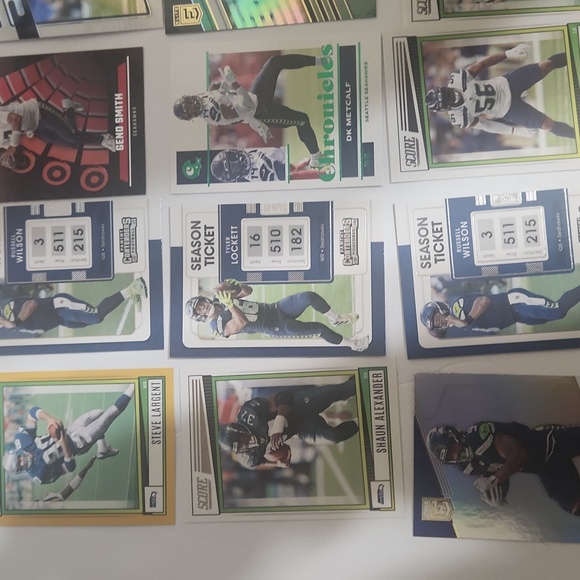 Football Assorted Trading Cards 87 Total Cards Score, Elite, Rookies And Stars - Picture 11 of 13
